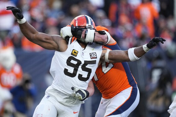 Myles garrett discount
